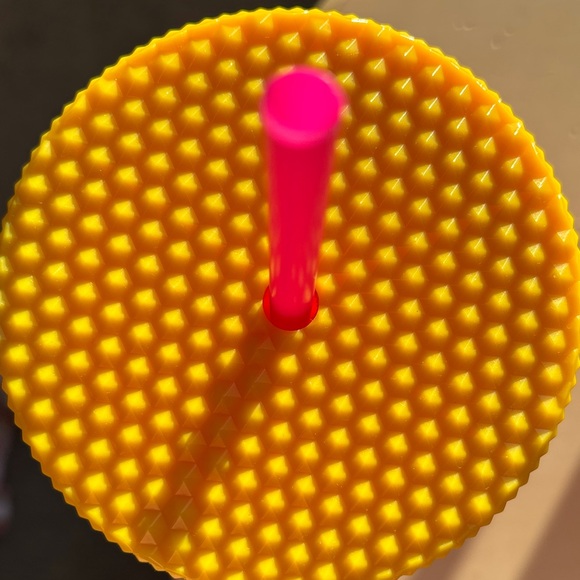 Disney NWOT Minnie Mouse Tumbler- firm price - Picture 3 of 5